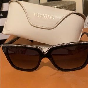 Valentino sunglasses. Very good condition.